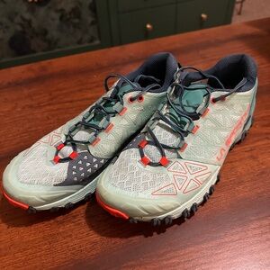 La Sportiva Bushido II — Women’s WORN ONCE